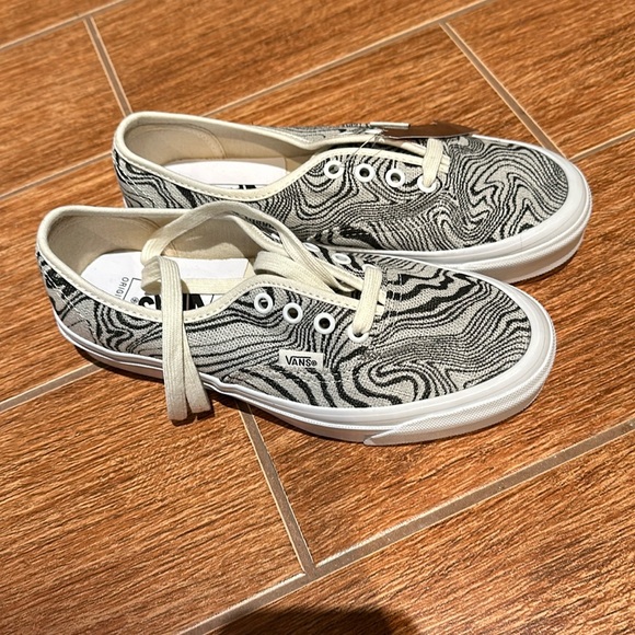 BNWT Vans OG Authentic LX 'Jacquard Marble' women’s 7.0 - Picture 1 of 5